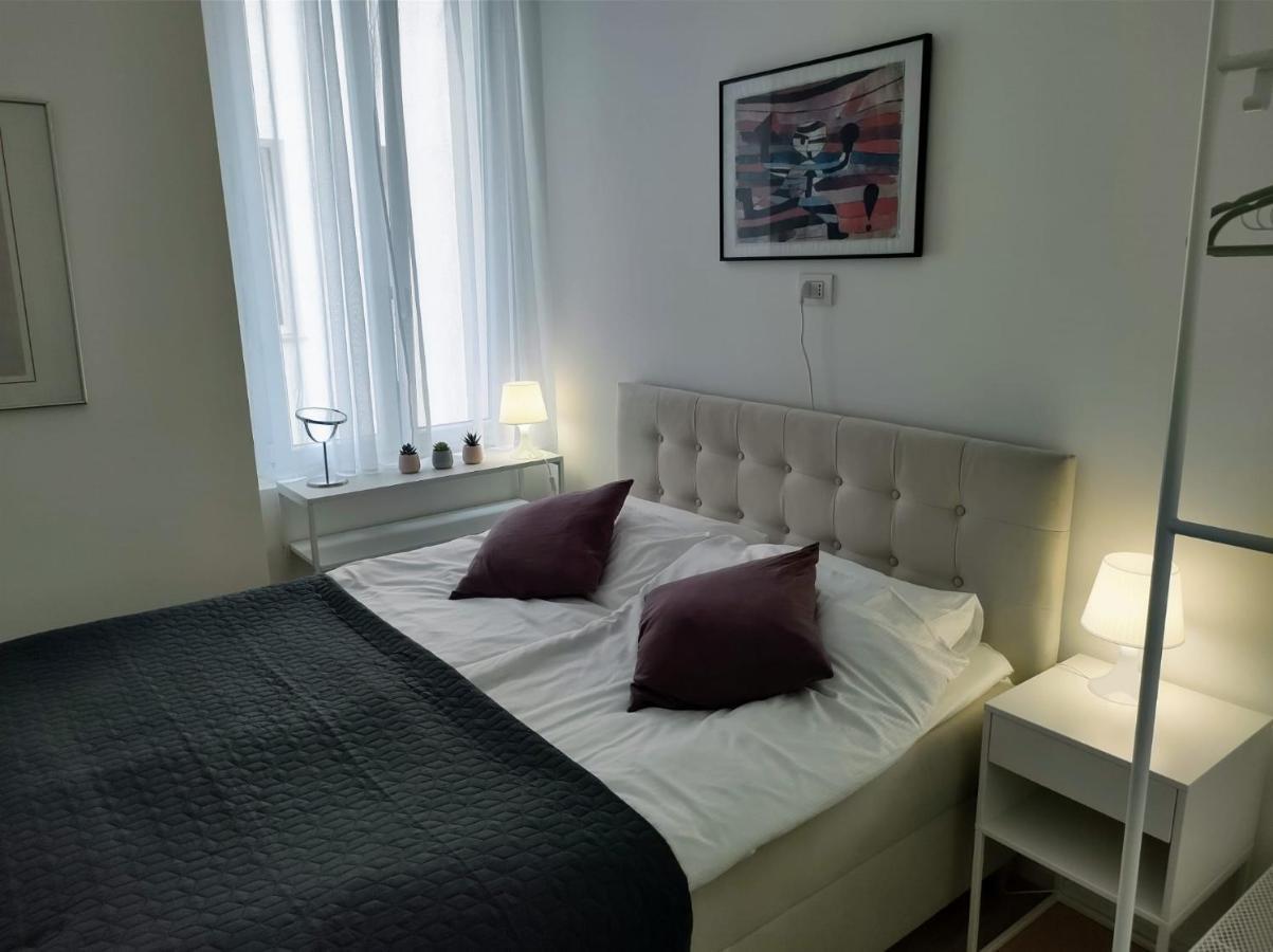 Boutique Apartments Cecilia 的里雅斯特 外观 照片